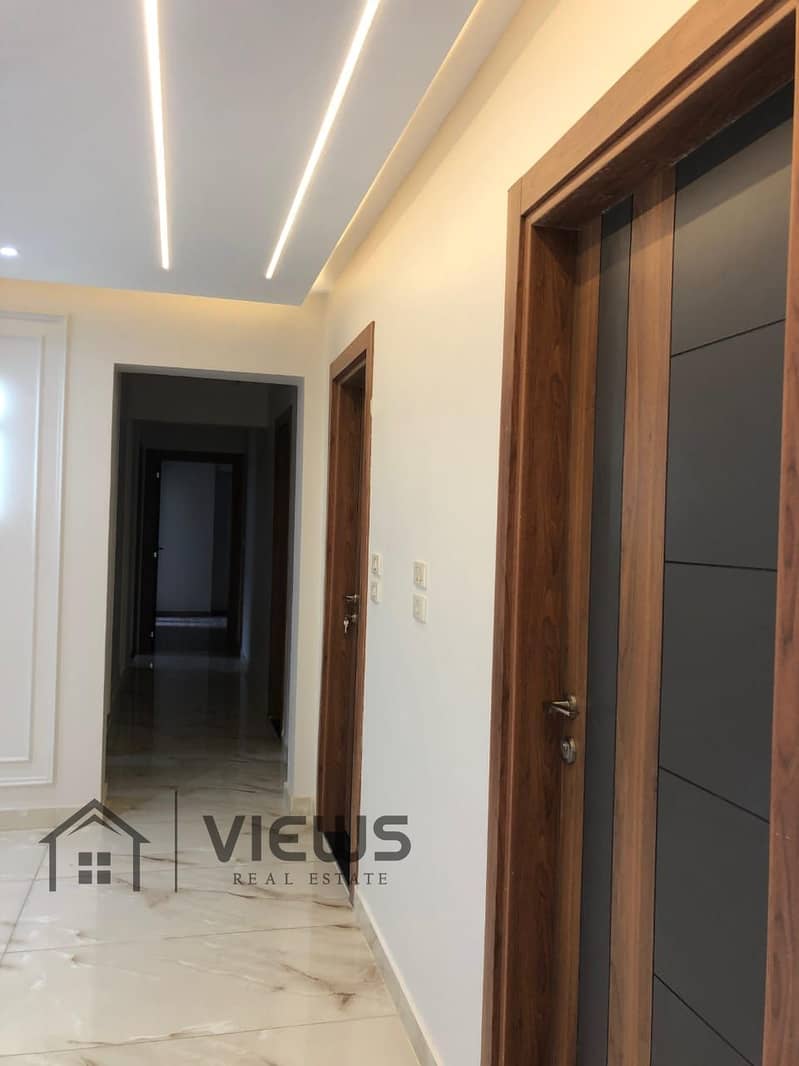 10 WhatsApp Image 2025-10-22 at 2.20. 12 PM. jpeg