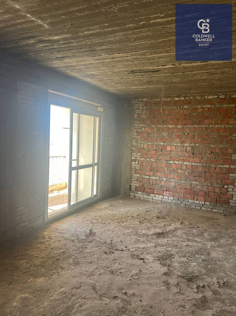 6 b16225b5-17b4-4a91-bfb6-cc6f6587ed89. jpeg