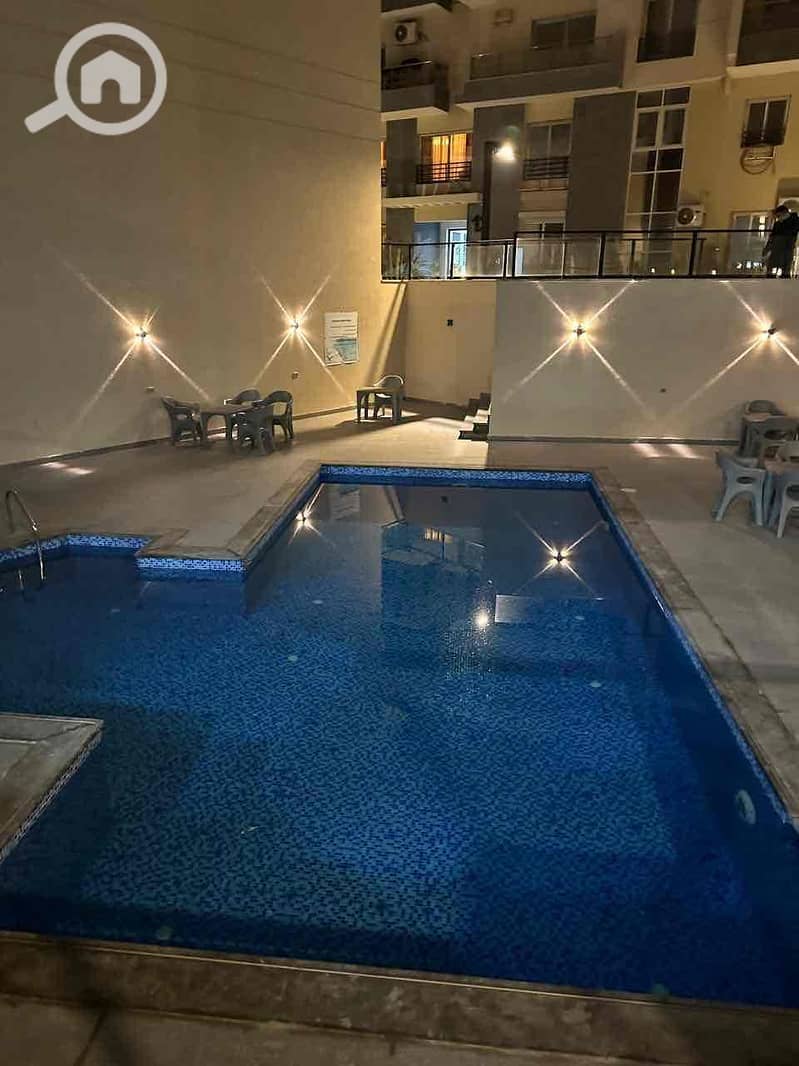 4 cb1fae95-c5f4-4d50-8399-0fcff86bbfd2. jpg