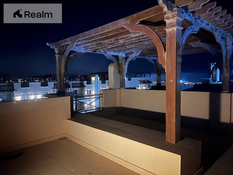 5 025da4c6-4f41-4767-bb44-48c663d22129. jpg