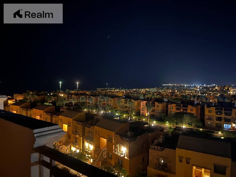 8 4495b72e-e3eb-47a7-98a1-407c4c50a5f9. jpg