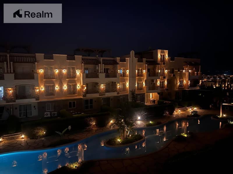 10 c3745146-673d-4e9f-8e29-806de9e8efed. jpg