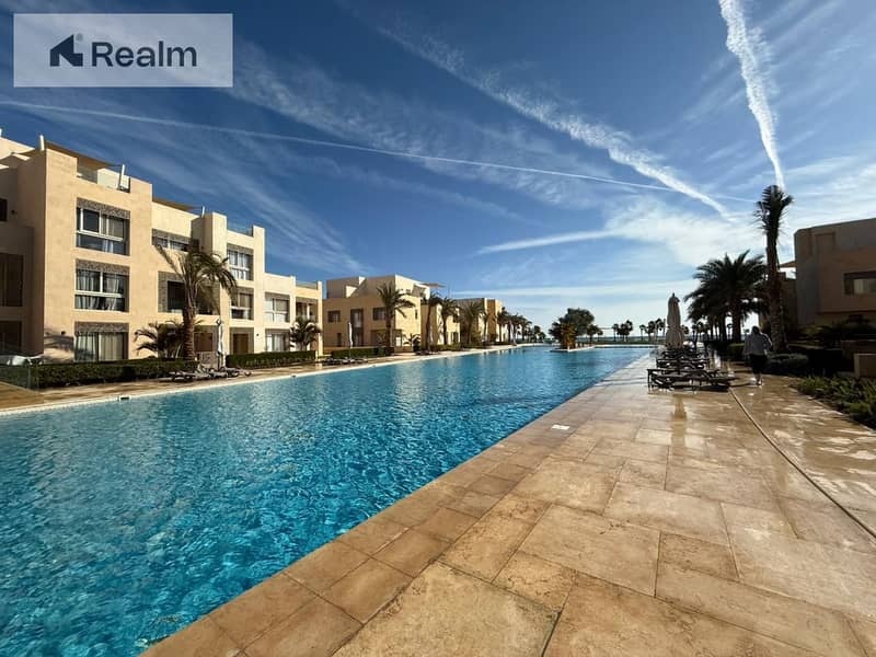 5 82276904-5041-49b3-86dc-18292b34f1f3. jpg