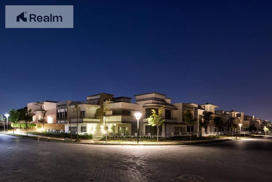 4 6c8389bd-7fbe-4965-a0af-56ed8dbef611. jpg