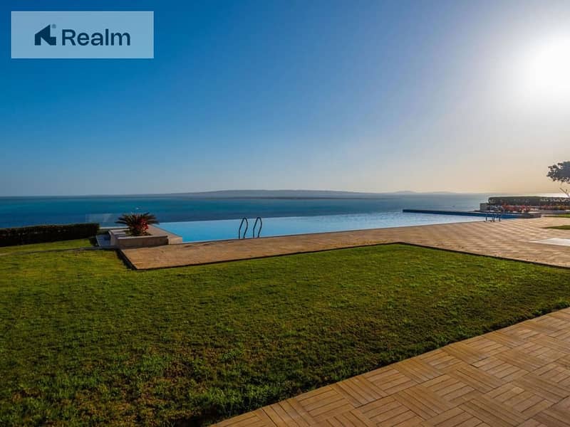 3 9883c378-38fd-4045-9741-ce637e071868. jpg