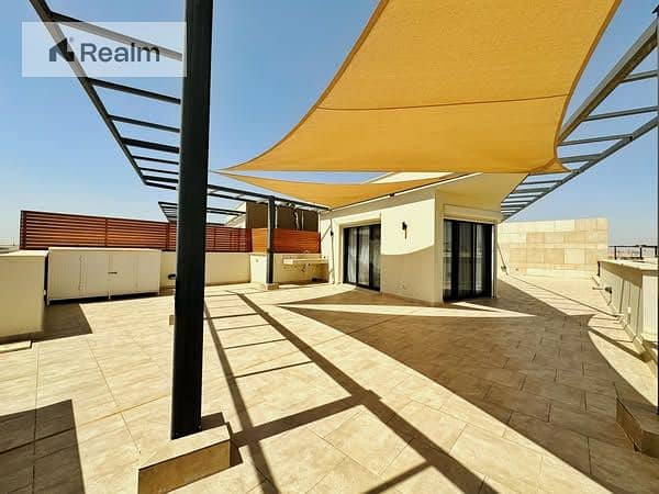 8 480383968_122212222412083176_3552273992629993380_n. jpg