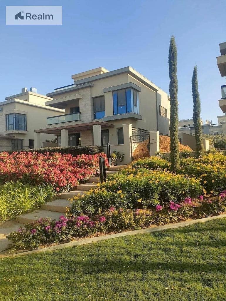 8 490746479_9562411417173076_6490055109192191227_n. jpg