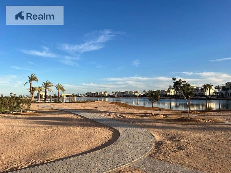 6 85fb37f3-ec68-4d06-b662-5ee3f95f345b. jpg