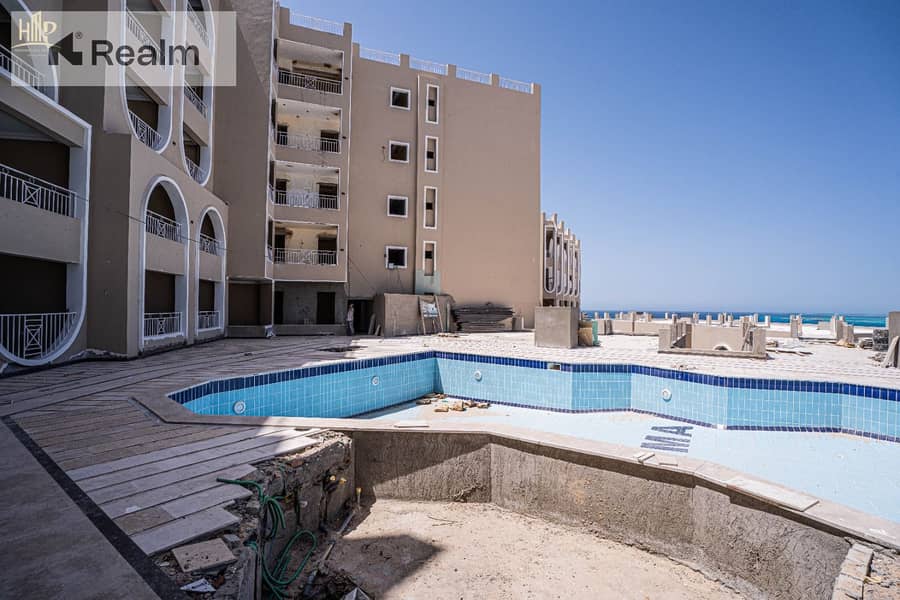 4 2862c9d9-489d-4fe7-832f-eff5f65ea839. jpg