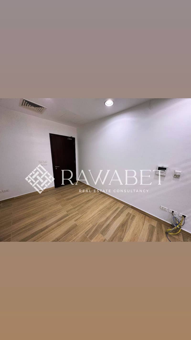 4 D8C26368-6E21-4F69-B2A1-920ED29D7818. jpeg