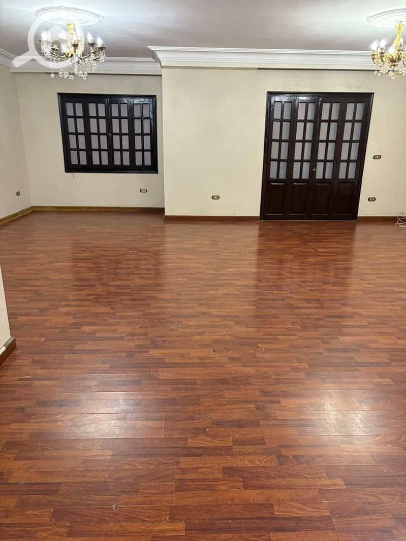 3 WhatsApp Image 2025-10-30 at 17.14. 59_5b2eed1f. jpg