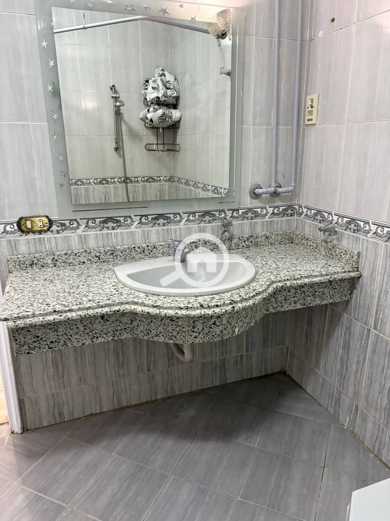 6 WhatsApp Image 2025-10-30 at 17.15. 02_7c5c0cf6. jpg