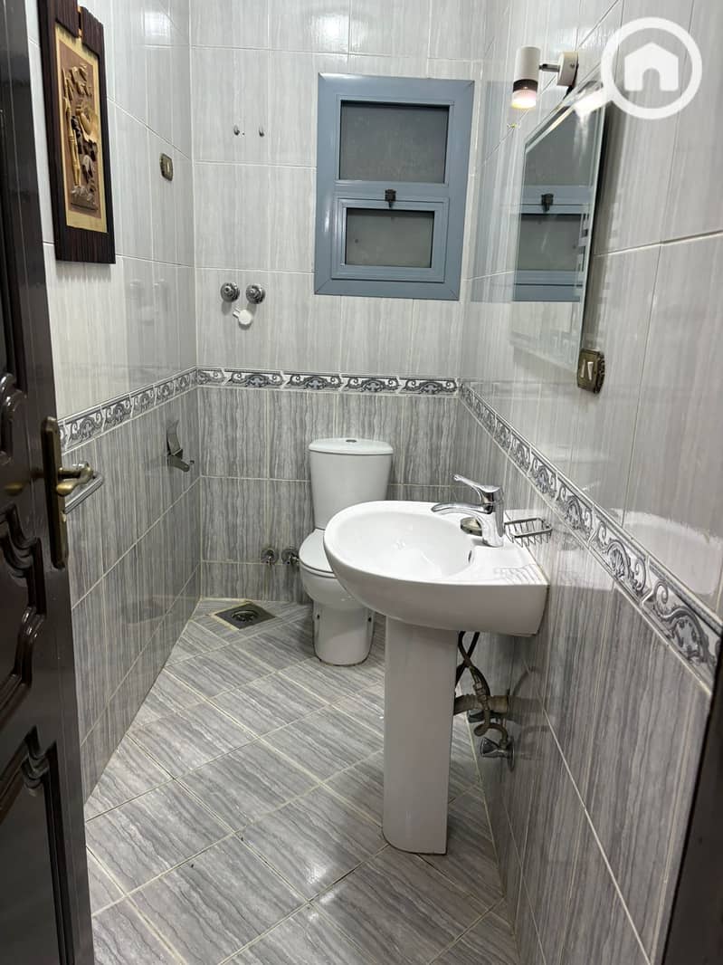 7 WhatsApp Image 2025-10-30 at 17.15. 04_aabf445c. jpg