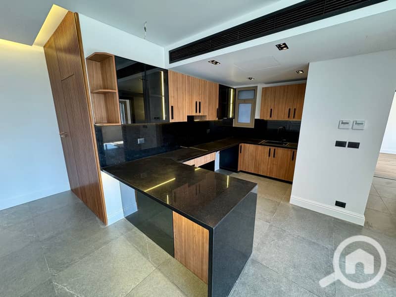 8 WhatsApp Image 2025-10-29 at 2.22. 24 PM (1). jpeg