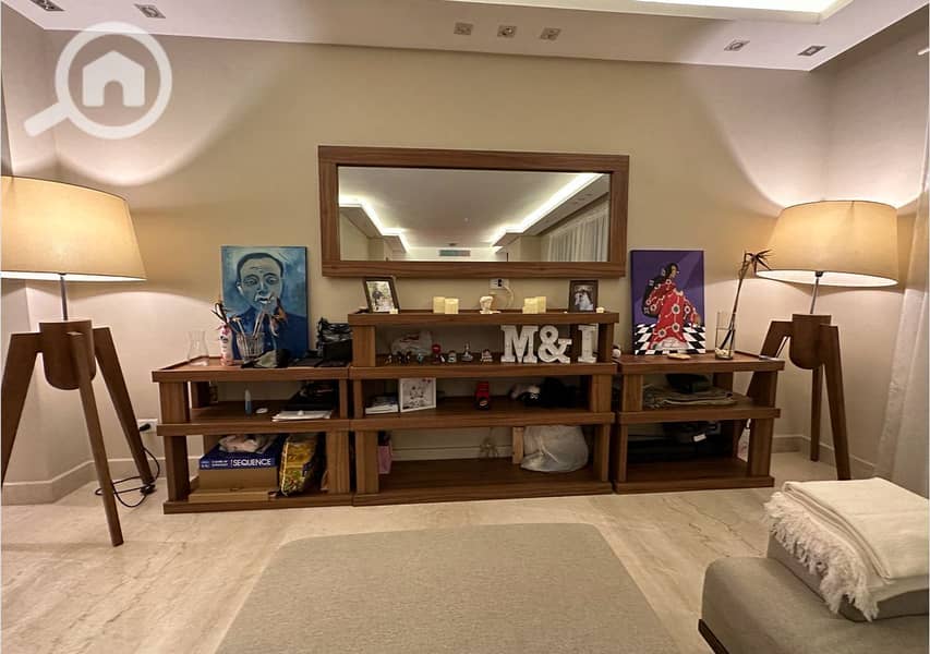 6 bd1b28d8-6021-45bc-a1f2-4a9f7f92a42a. jpeg