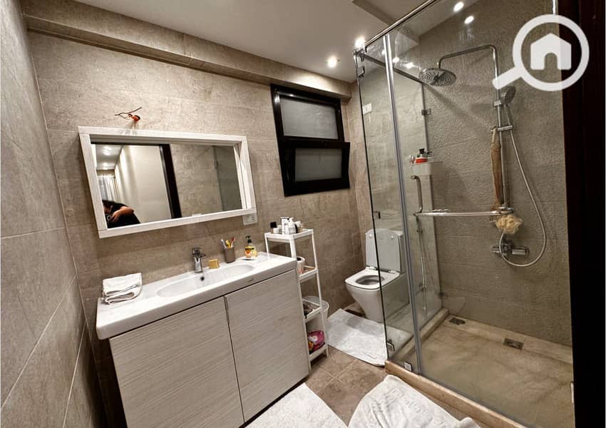 10 8c026860-ba44-4408-91e4-b74c4e1efdd7. jpeg