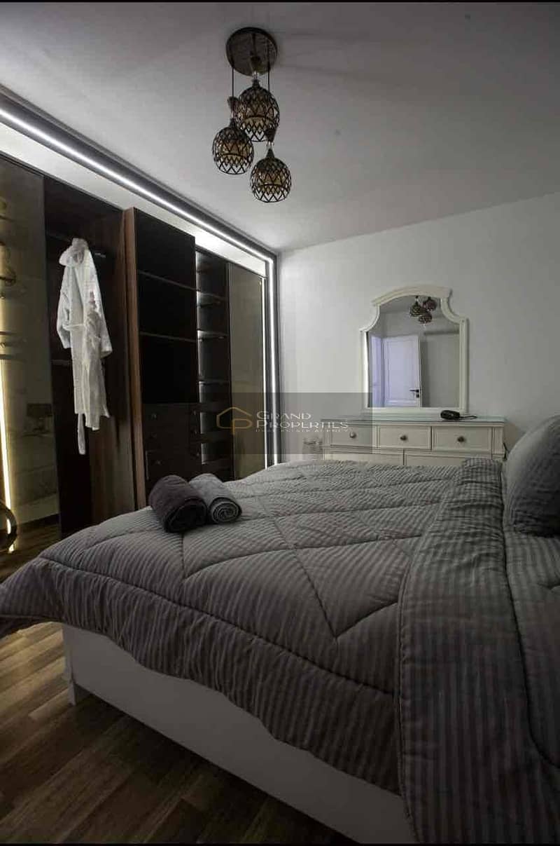 4 055c7dd0-f511-4767-ada4-a4cba945496b. jpg