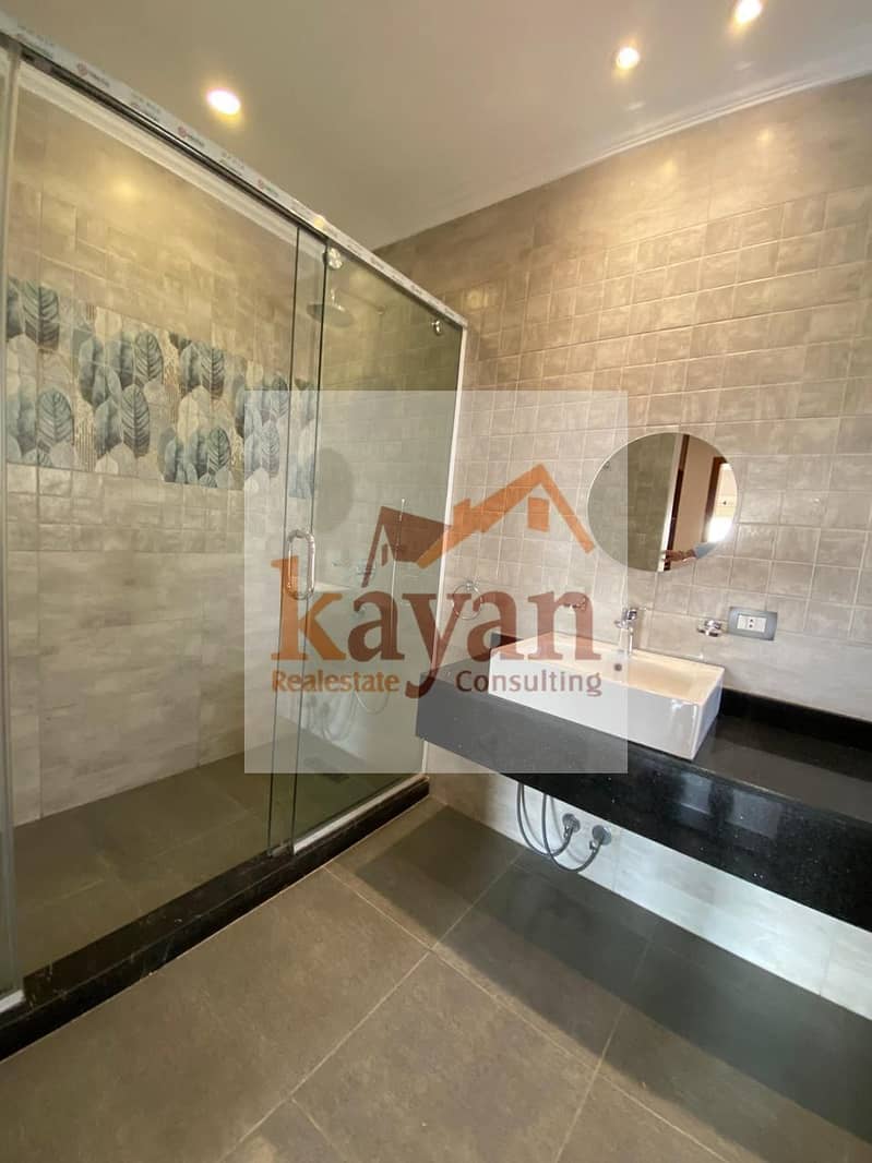 12 WhatsApp Image 2025-10-27 at 10.46. 57_b5a943fe. jpg