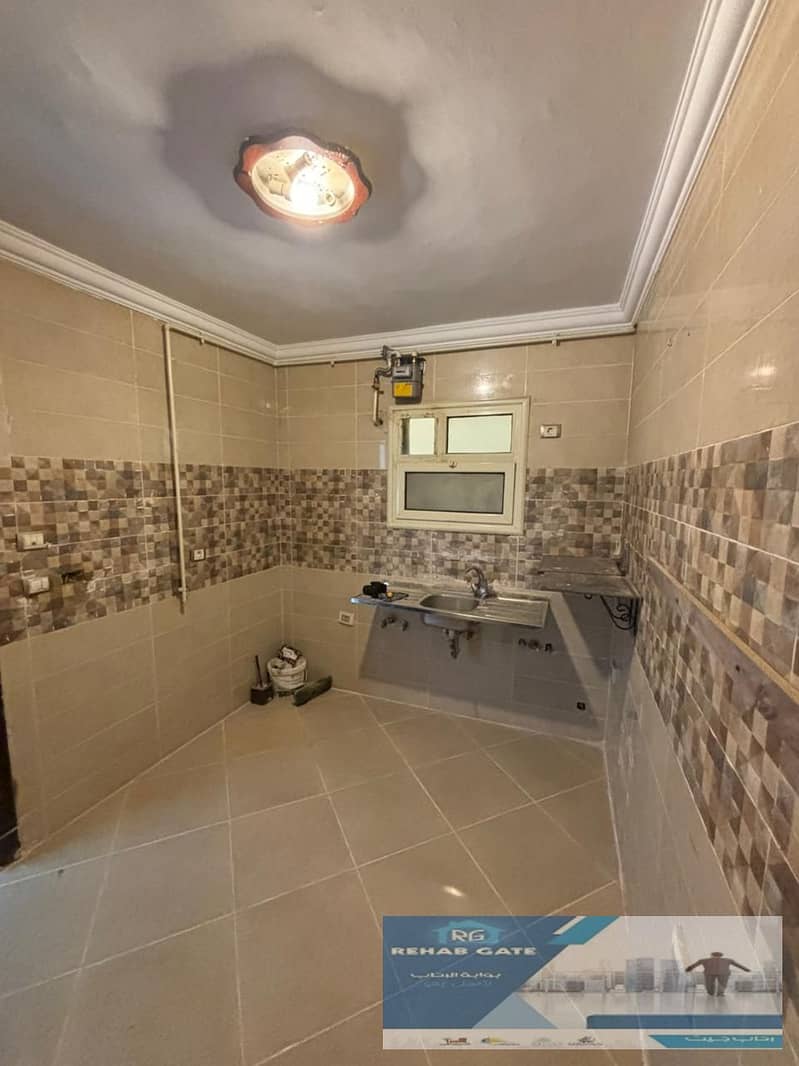 13 f99d9796-d6f3-44ea-8004-5a21c74fec45. jpg