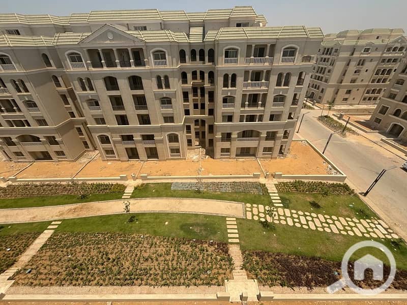 4 1a376059-a5c0-43f9-82c4-8e41791c494a. jpg