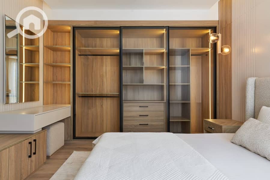 4 WhatsApp Image 2025-10-09 at 17.00. 47 (1). jpeg