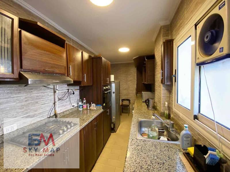 4 043553b0-179d-41b2-b8a2-bedb12cb80a1. jpg