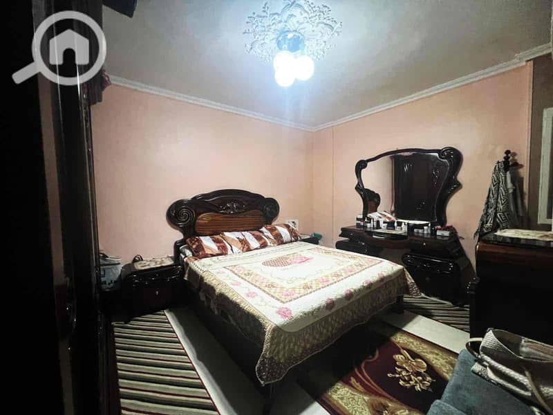 11 f94f8457-0dee-45fa-a35f-23d8c2f65ccc. jpg