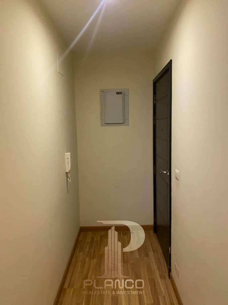 17 d4c1ef21-442b-4afc-9aaf-aeef8fbd13e9. jpg