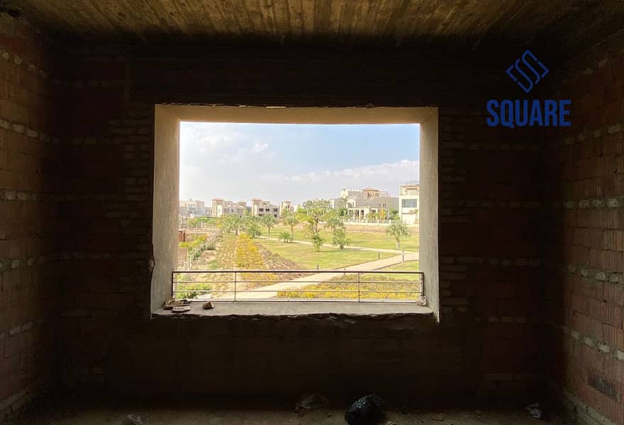 7 e780c0a8-ff70-41f9-8beb-2f7707425f22. jpg