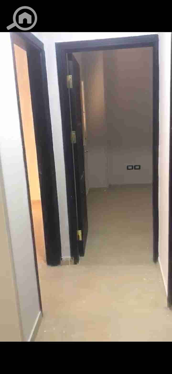 10 Screenshot_20251030_202410_com. whatsapp. jpg