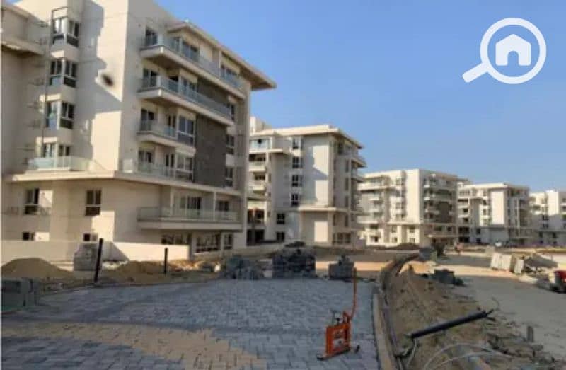 11 8111954-ec95eo. jpg