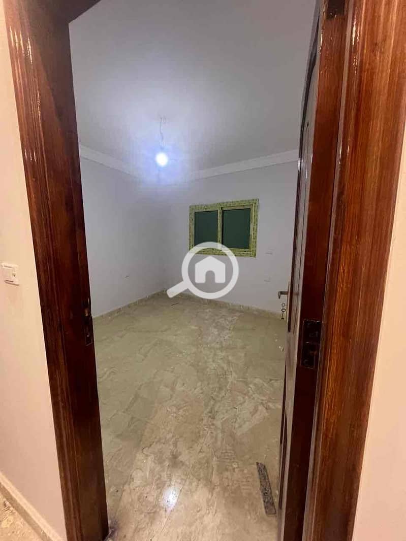 4 1eb94b41-e428-4010-93c5-a4e670d3d4e1. jpg