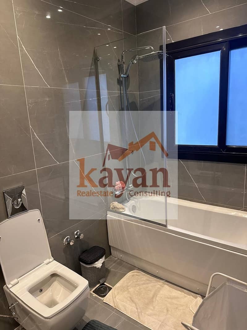 12 WhatsApp Image 2025-10-28 at 13.07. 28_3722b09d. jpg