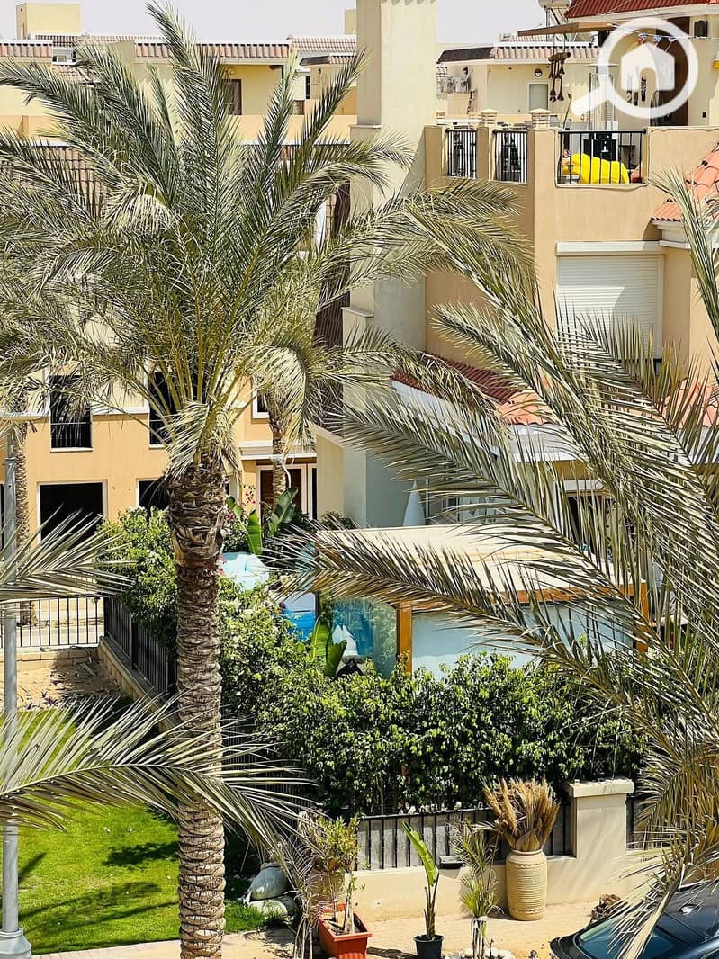 8 8f41ec22-4db1-45fb-940b-cf1993760ad4. jpg