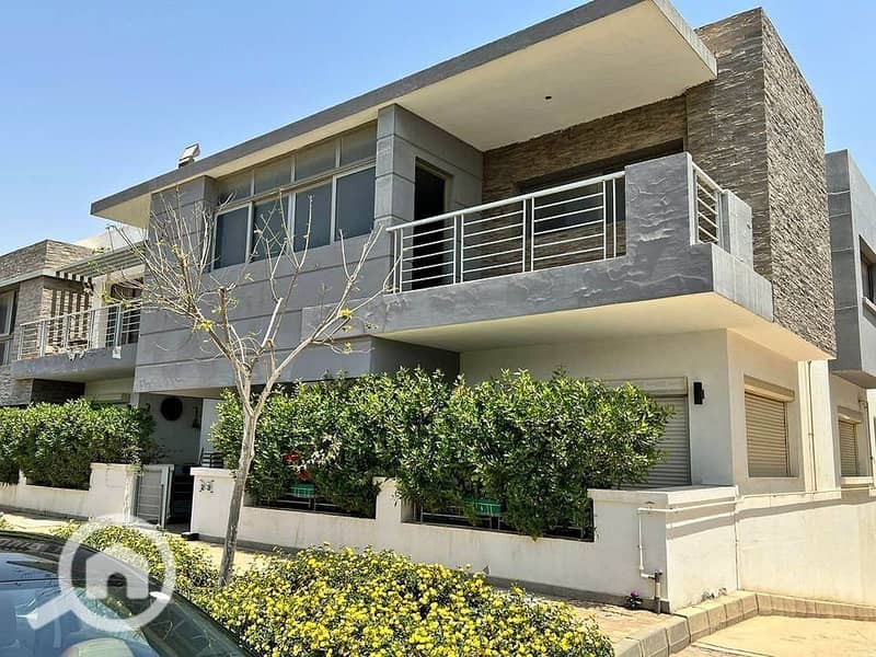 6 468434391_835658431904644_7466519196919543657_n. jpg