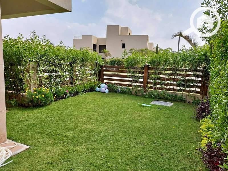 8 496771293_2111011402731641_5224114555294397557_n. jpg