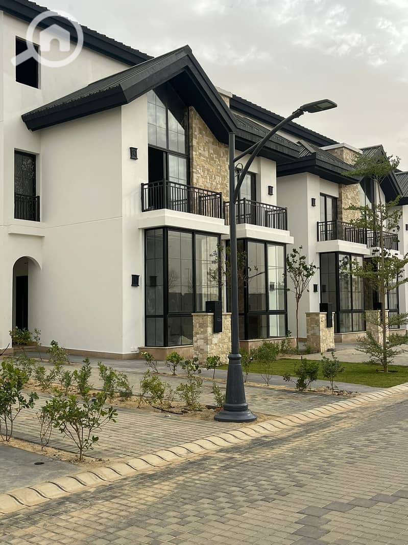 7 634c22c7-8555-4fc8-a0c6-9c5759c75690. jpeg