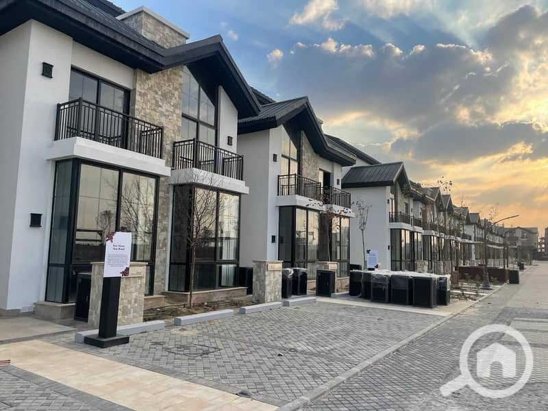 4 3efeed44-61f1-41a8-b077-da96bbd81eb2. jpeg