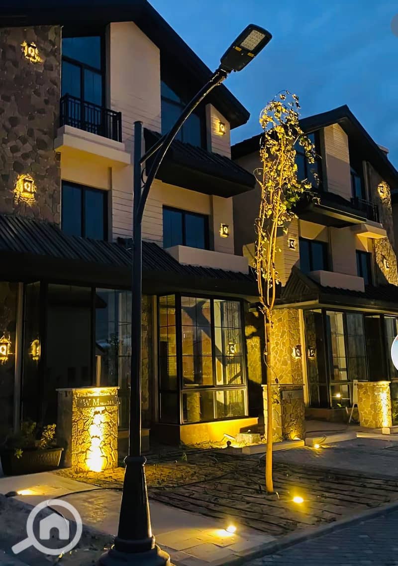 4 5e9c8109-acce-4ef3-a36e-7bd3b17077bf. jpeg