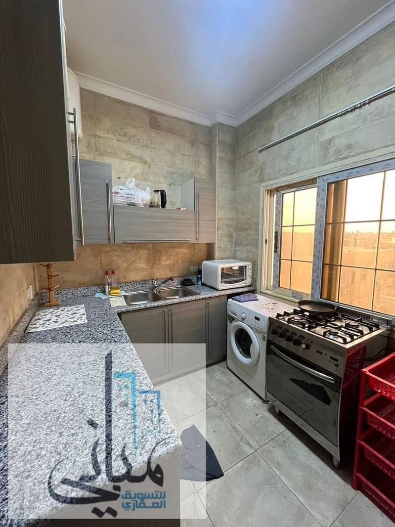 4 2426b5f4-2aa3-4be6-b6f3-52f57afd8c19. jpeg