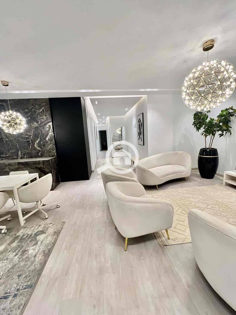 3 ca6c3e9f-333e-4e38-a9f5-c66d1dc8f147. jpg