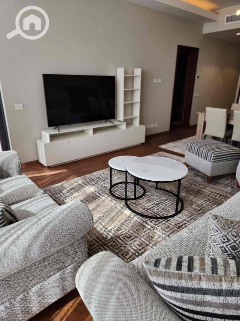 5 04a2a309-43e9-4c0b-8eec-938571f39023. jpg