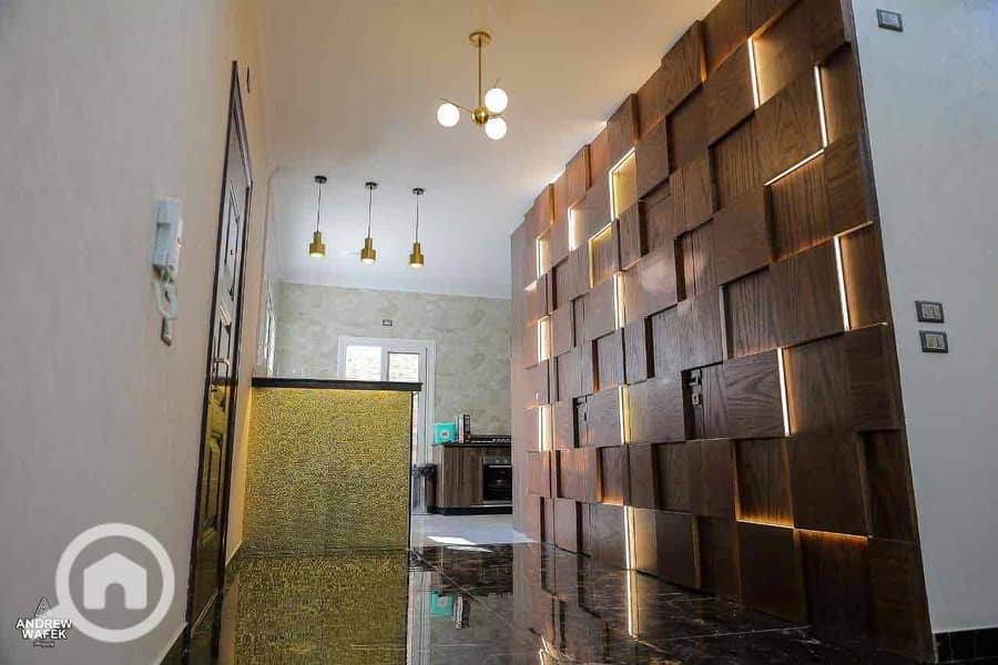 2 cd49fc5d-ff2e-426d-98df-93b49d5ad8a8. jpg