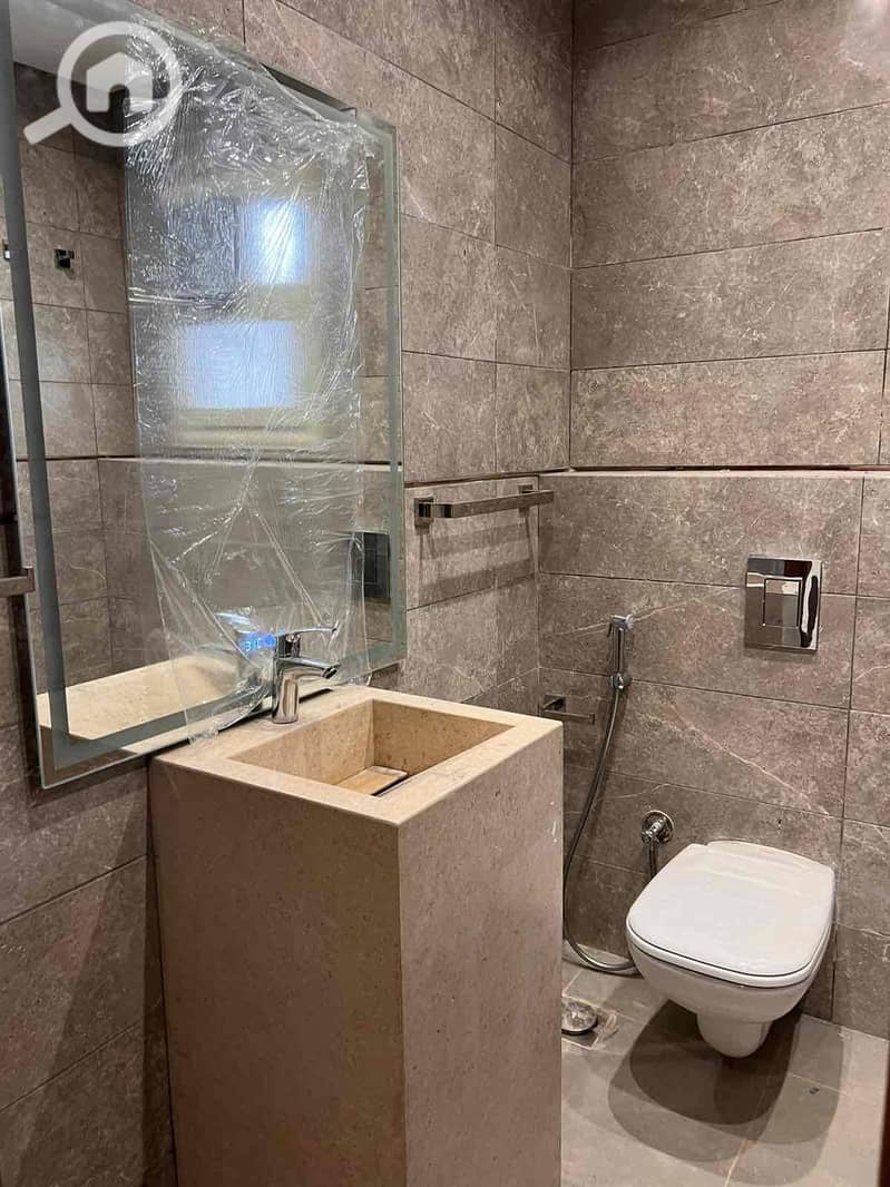 13 61e6dc25-2f98-4c19-b5b1-a186c290f40a. jpg