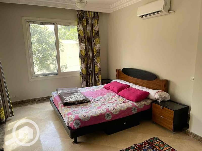 2 81040e99-b3ed-46c0-a270-c886825dd28d. jpg