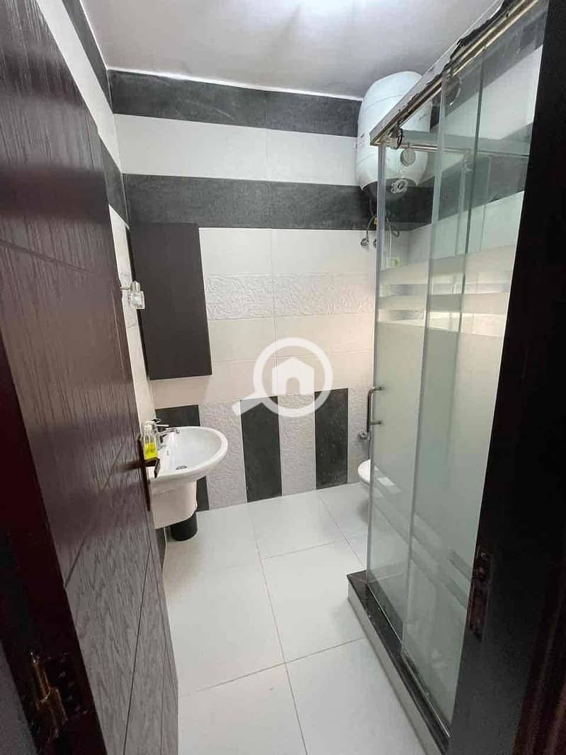 9 b67b463a-8bf3-4d91-ac85-cbaf3c8cea54. jpg