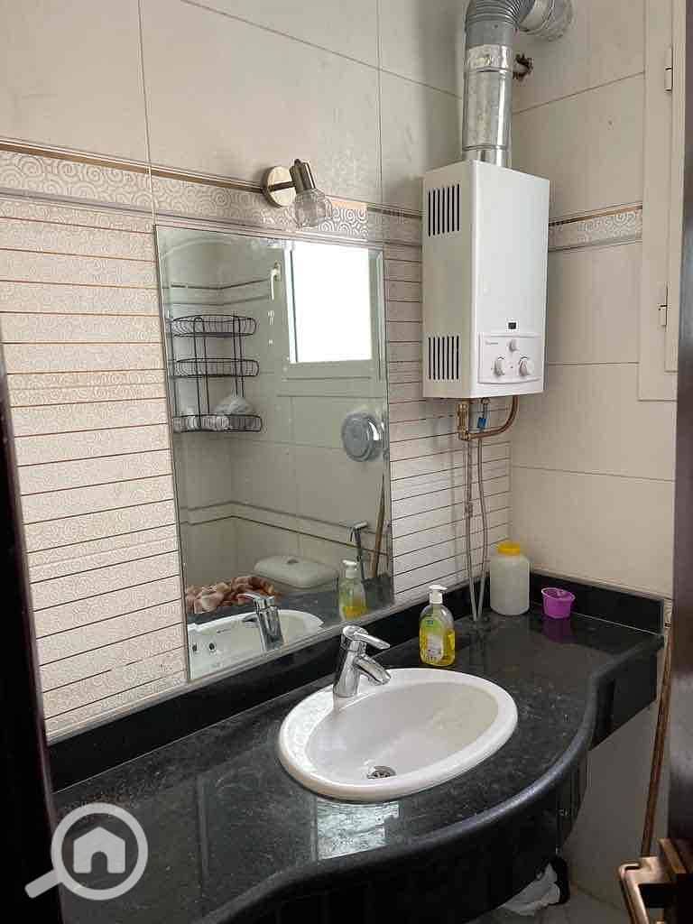 12 675cacf5-bcff-48bc-8c4f-451771ea88d1. jpg