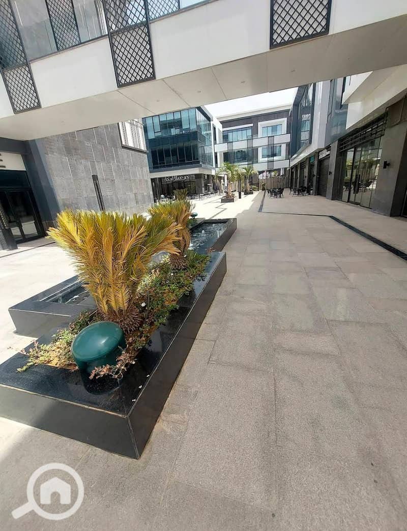 8 f9970a14-23b7-41c9-a421-033de2588cc4. jpg