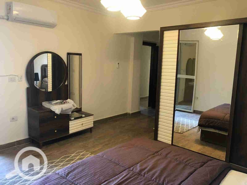 1000273719. jpg 1000273719. jpg