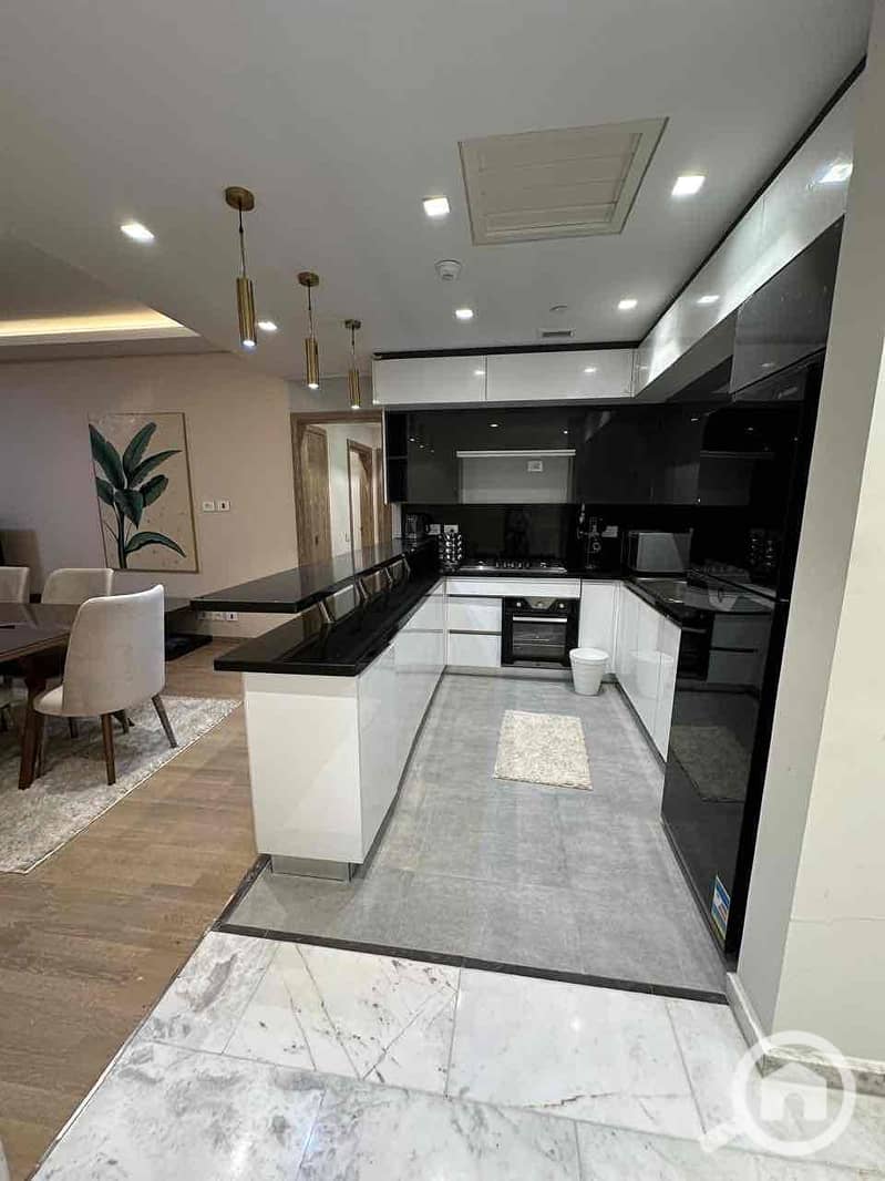 11 83316479-45a5-47c6-ae33-7fe4cee7f945. jpg